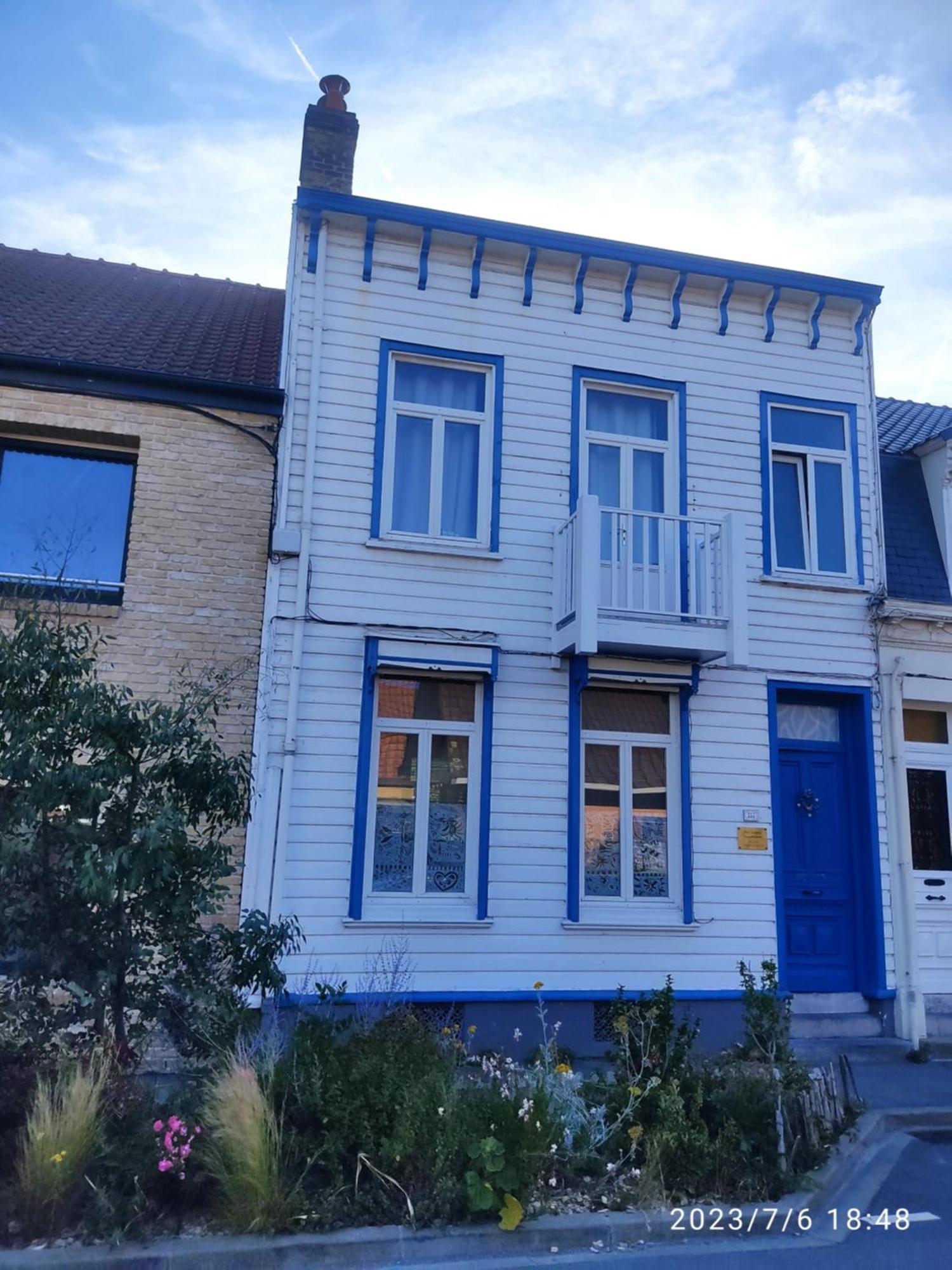 Jolie Maison En Bois Authentique Dunkirk Dış mekan fotoğraf